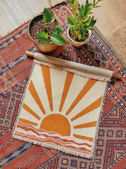 Retro Sun Wall Tapestry