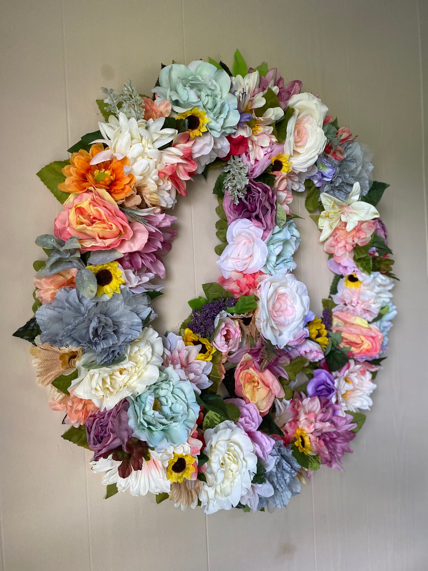 Peace Out Floral Wall Hanging