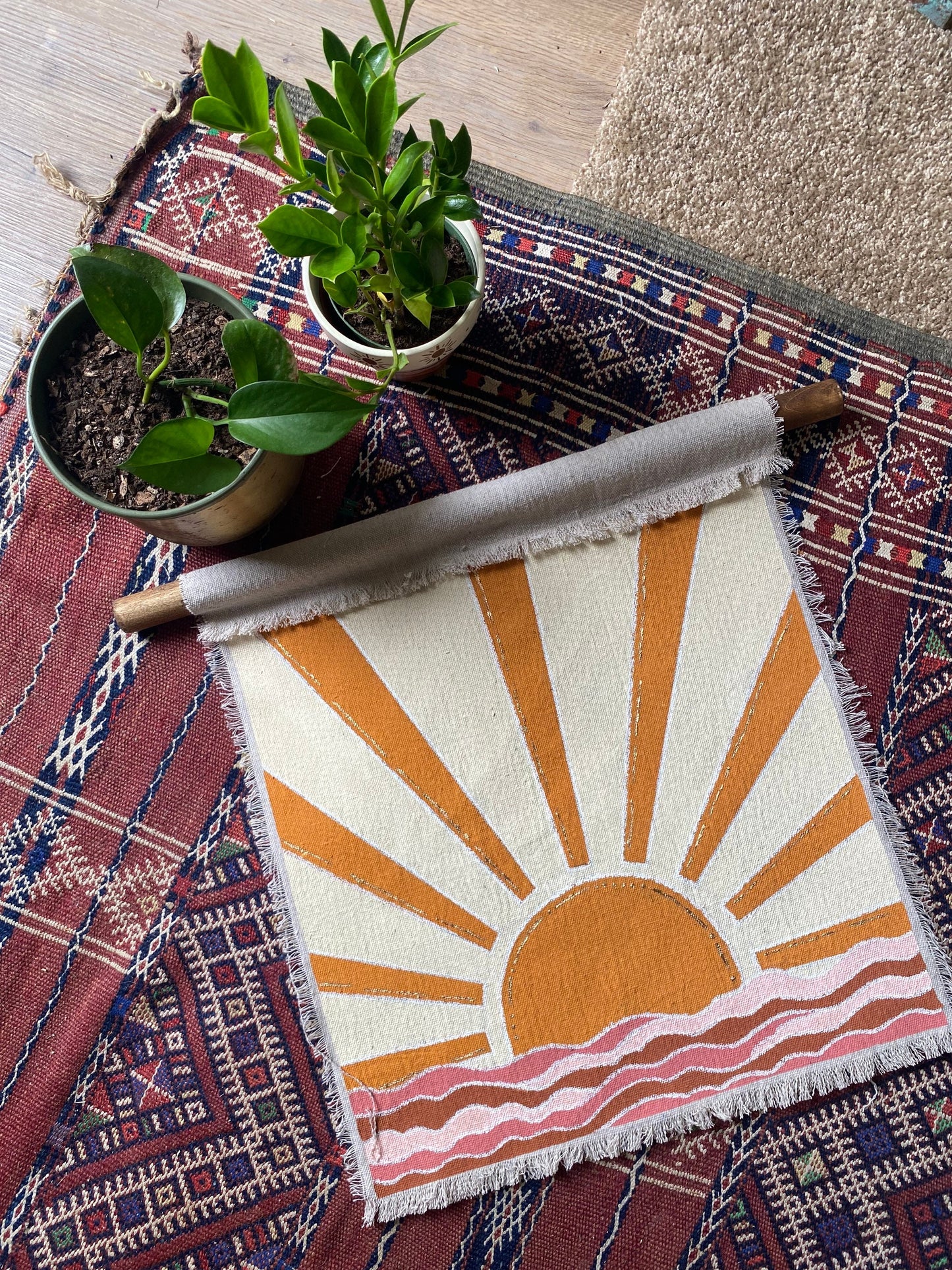 Retro Sun Wall Tapestry